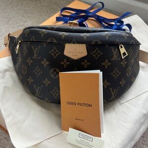 NWOT Louis Vuitton Monogram Belt Bag - Brown with Gold Hardware box andustcover